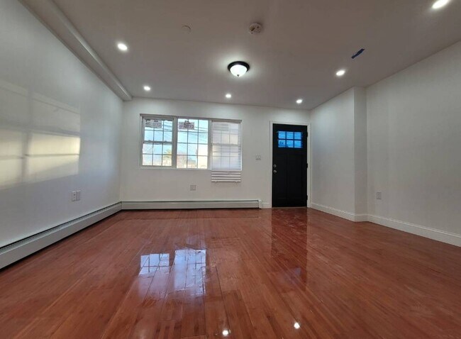 Foto del edificio - 119-44 165th St
