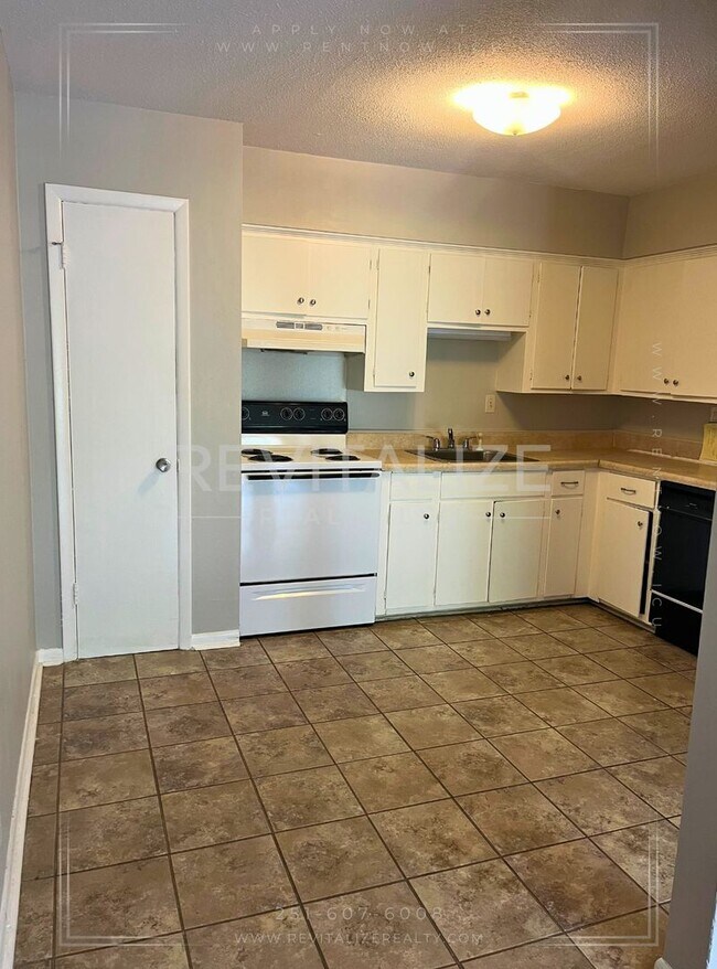 Foto del edificio - Charming 2/1 Apartment in Midtown!