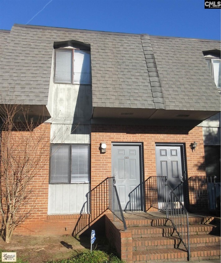 Primary Photo - 9 Canterbury Ct