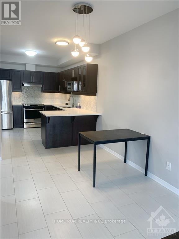 Building Photo - 488 Dundonald Dr