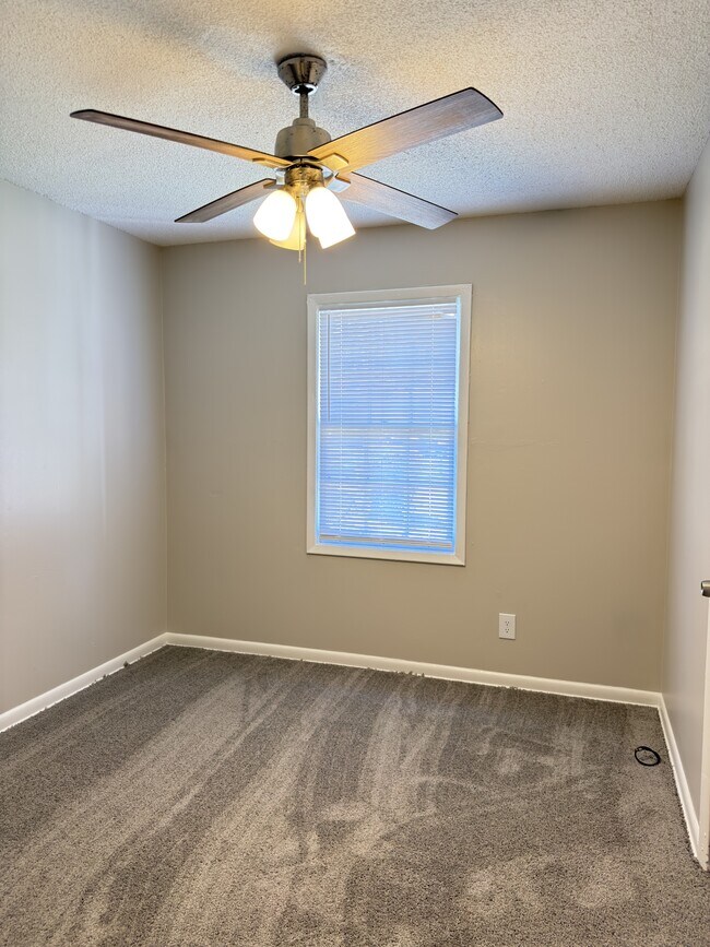 Foto del edificio - 1741 Ricardo St