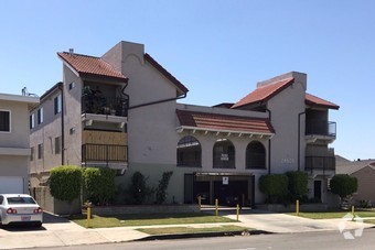 Primary Photo - 24505 S Avalon Blvd