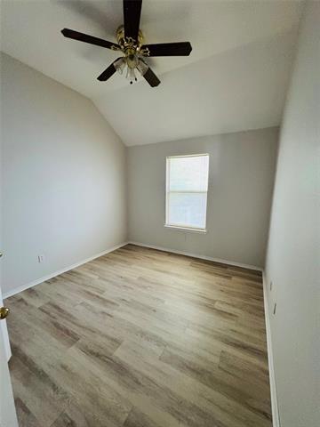 Foto del edificio - 2704 Aspen Dr