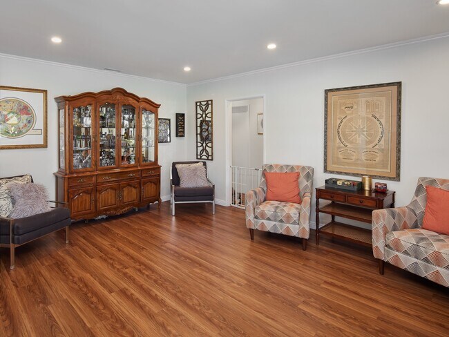 Living Room - 3322 W 117th St
