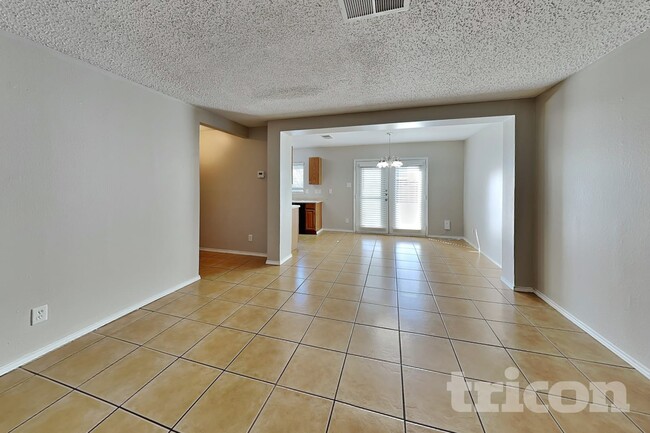 Building Photo - 7010 Flint View