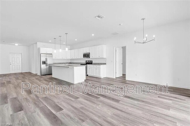 Foto del edificio - 422 NE 20th Terrace