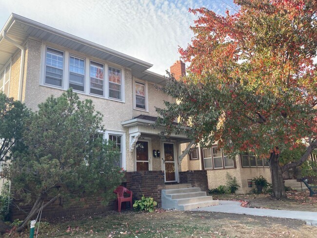 Building Photo - 3734 Grand Ave S