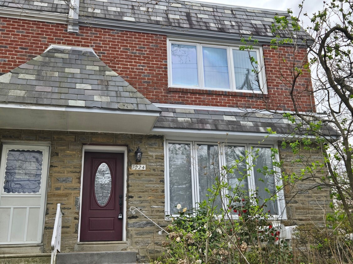 Primary Photo - 7024 Stenton Ave