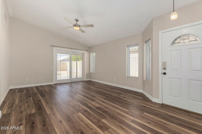 Foto del edificio - 16630 N 35th St