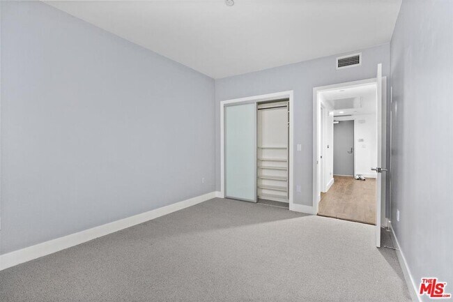 Foto del edificio - 1730 Sawtelle Boulevard Apt ##Ph4, Los Ang...