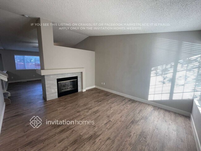 Foto del edificio - 10523 Hyacinth Pl