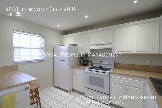 Building Photo - 4040 Ironwood Cir