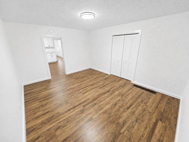 Foto del edificio - 618-620 W Wayne St