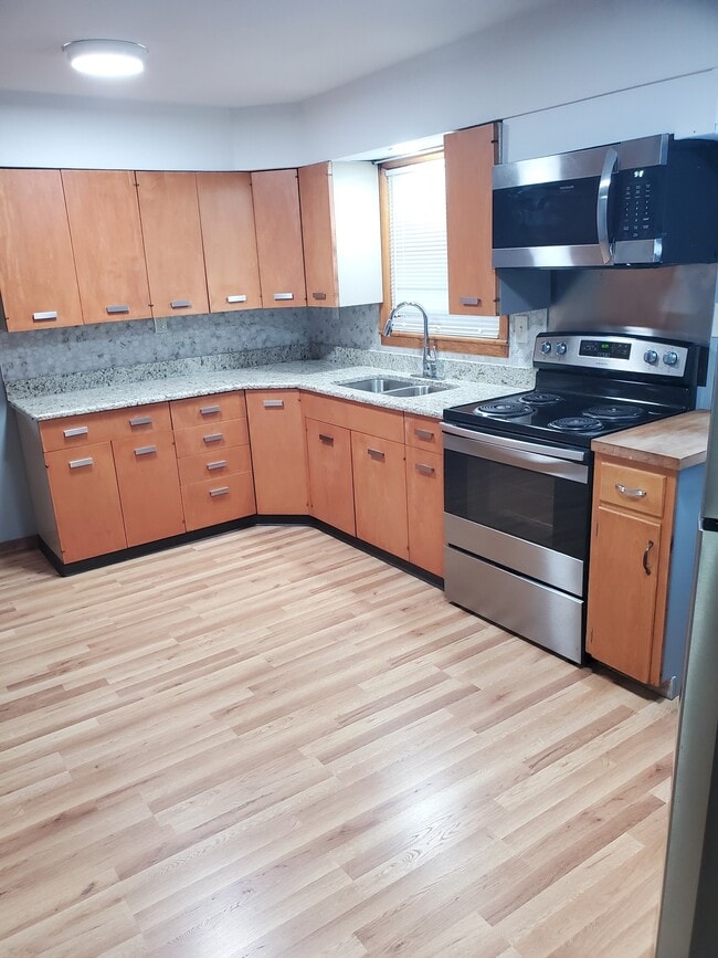 Foto del edificio - 163 N Harrison St