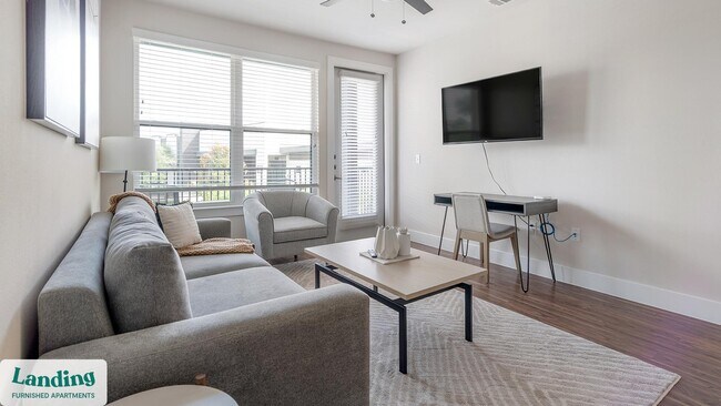 Foto del edificio - 15950 Chase Hill Blvd