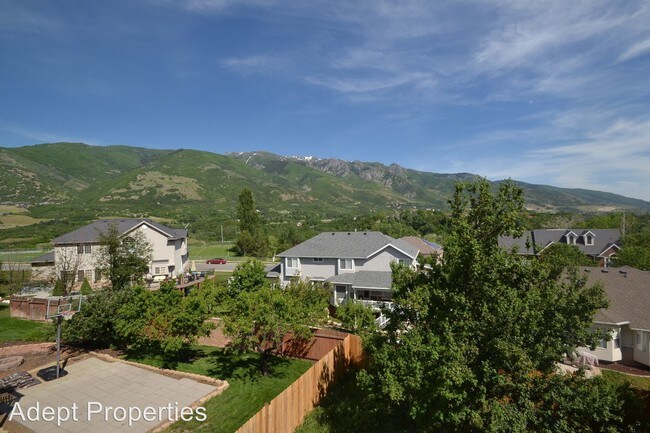 Building Photo - 4 br, 2 bath House - 2324 E 2900 N