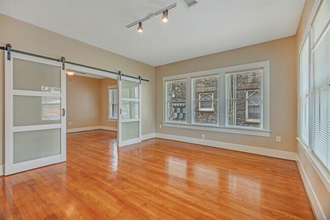 Foto del edificio - 601 W Pierce St