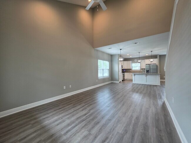 Foto del edificio - 2331 Hadleigh Hills Ct