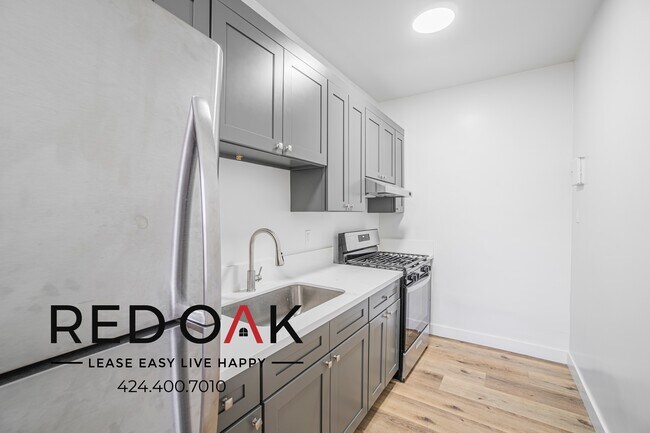 Foto del edificio - 247 S Alexandria Ave
