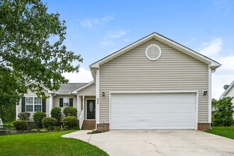Building Photo - 634 Loch Lomond Cir