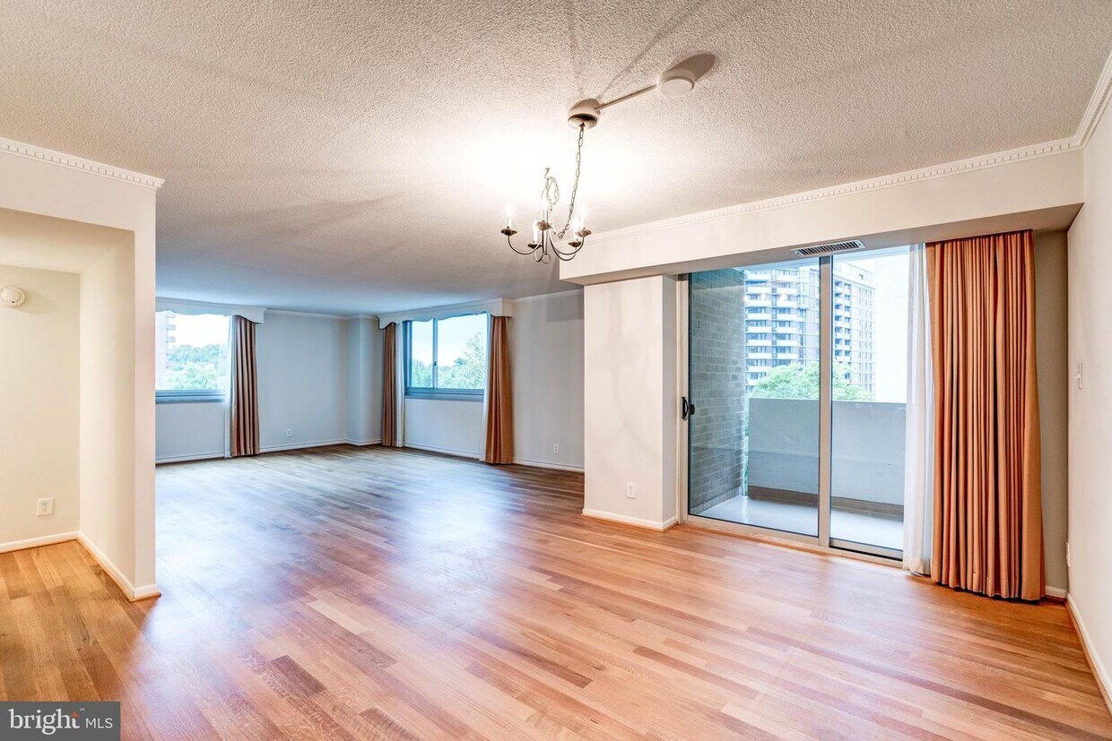 4601 N Park Ave Unit 419, Chevy Chase, MD 20815 Condo for Rent in