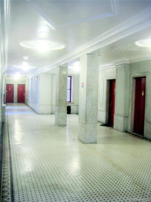 Foto del edificio - 1803 Riverside Dr