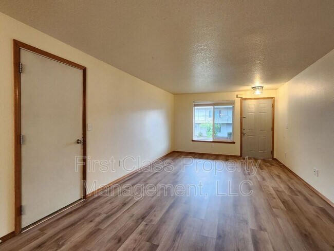 Building Photo - 2226 19th Ave