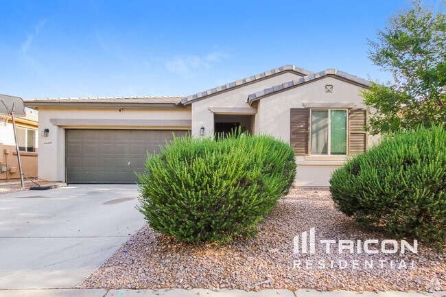 Building Photo - 44409 W Bailey Dr