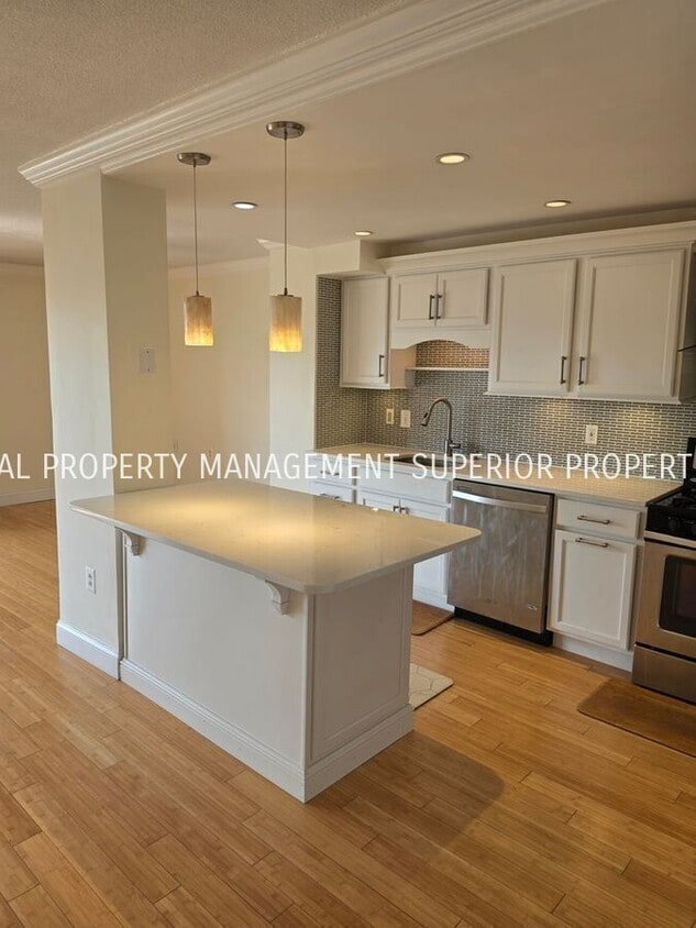 Photo - 801 Yale Ave-1117 1117