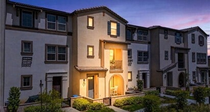 Building Photo - 40815 Melrose Dr