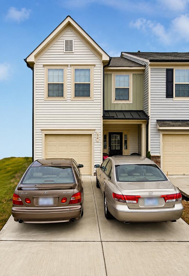 Building Photo - 36 S Grey Abbey Dr