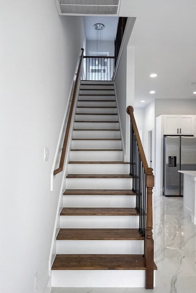 Building Photo - 8131 St Louis St