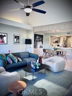 Foto del edificio - 426 Forest Hills Dr