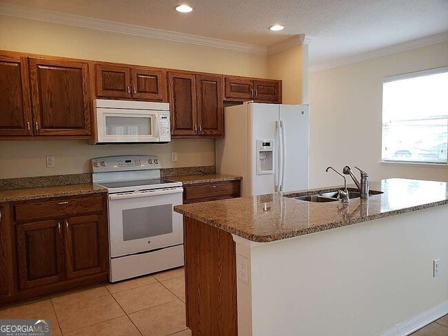 Building Photo - 110 Cedar Cir Dr