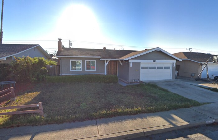 Primary Photo - 4716 Stratford Ave