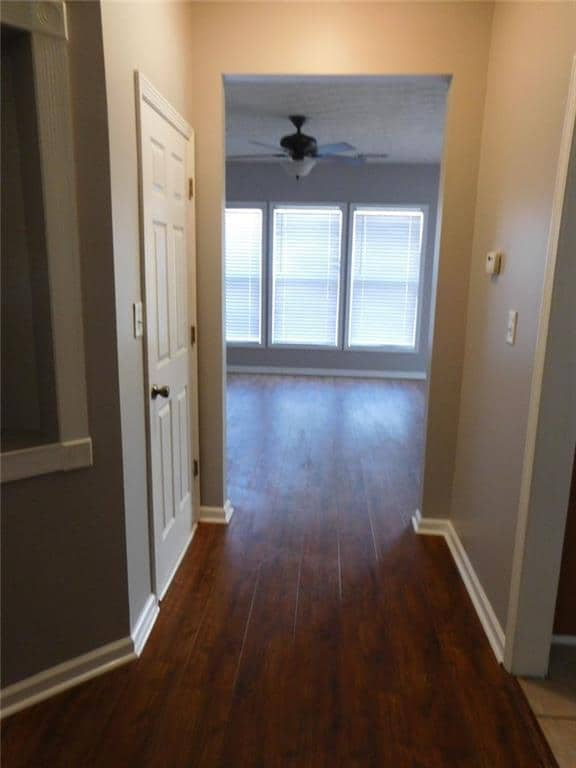 Foto del edificio - 566 Pond Lillies Rd SE
