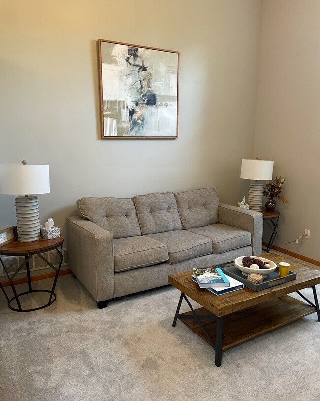 Foto del edificio - 17601 Hackberry Ct