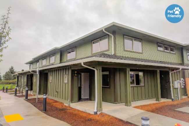 Photo - 8300 SE Flavel St Apartment