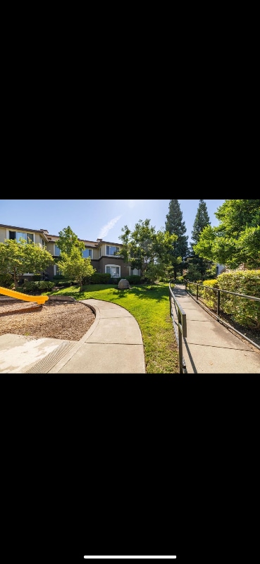 Primary Photo - 701 Gibson Dr