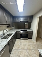 Building Photo - 122 Scottwood Dr SE