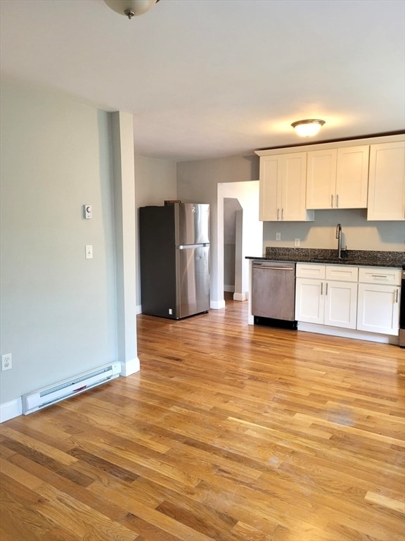 Foto del edificio - 85 Germain Ave