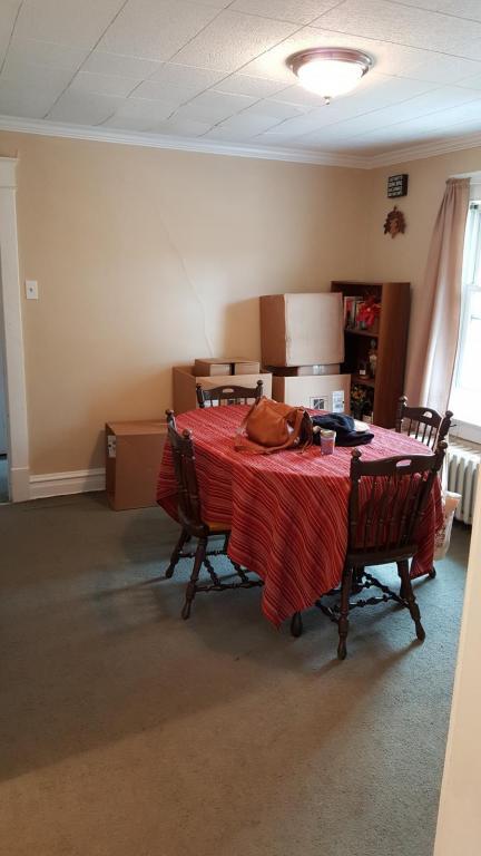 Foto del edificio - 803 Vickroy Ave