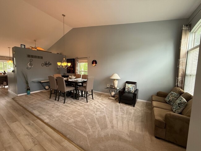 Building Photo - 7307 Ashbrook Ln