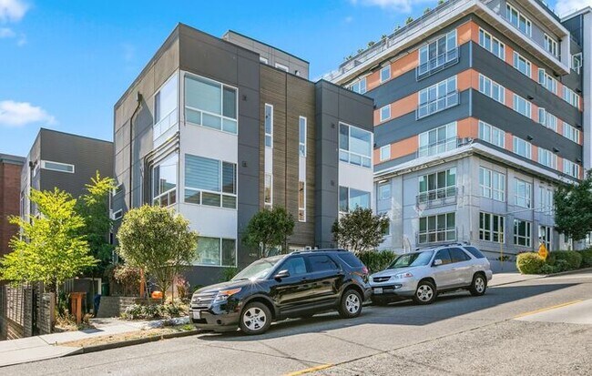 Foto del edificio - Trendy West Seattle Townhome w/Air Conditioning and Rooftop Deck