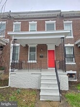 Building Photo - 142 S Hilton St