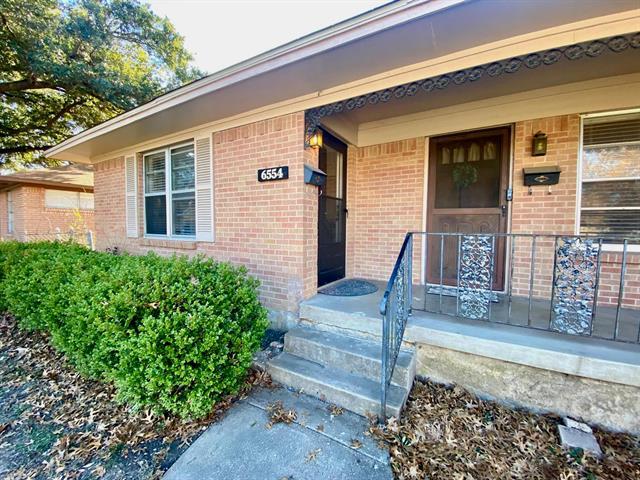 Foto del edificio - 6554 Ascot Ln