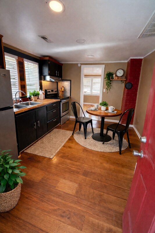 Foto del edificio - 2321 Spruill Ave