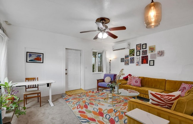 Building Photo - 2708 W 13th Ave