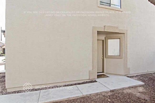 Building Photo - 10820 E Arcadia Ave