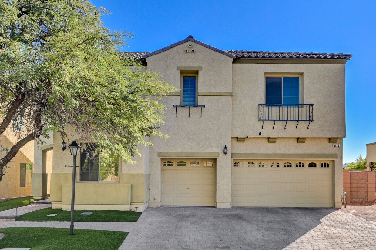 Foto principal - 8125 Chestnut Hollow Ave
